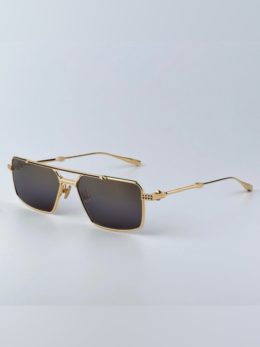 VALENTINO Sunglasses 😎 - Picture 2 of 6